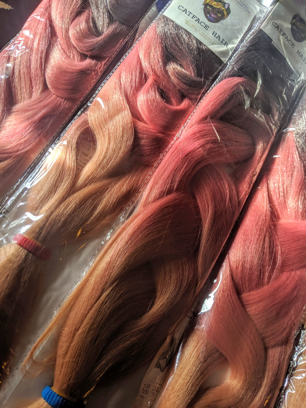 CATFACE HAIR BLACK PINK CANDY OMBRE 30 INCHES JUMBO BRAIDING HAIR.