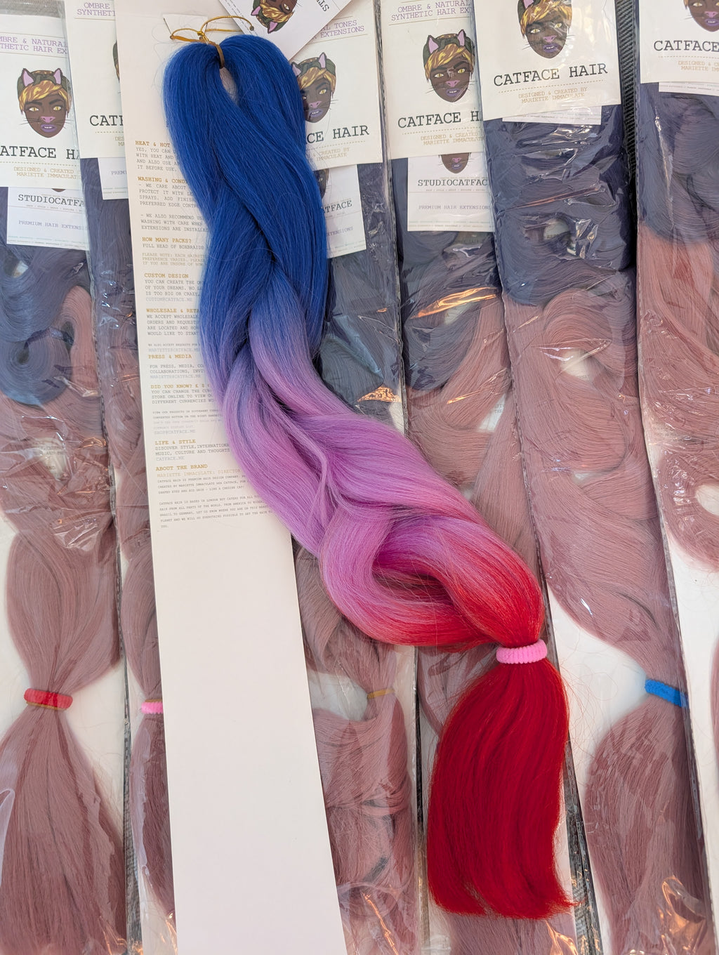 RICH ROUGE & BLUES THREE TONE OMBRE JUMBO BRAIDING HAIR 24 INCHES