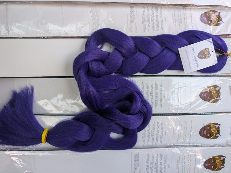 PURPLE LUXE ONE TONE BRAIDING HAIR 42 INCHES 165g