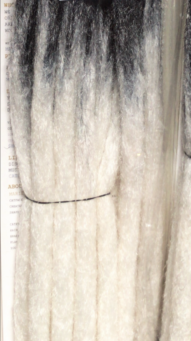 BLACK WHITE OMBRE LARGE ROUGH FAUX DREAD LOCS  CROCHET BRAIDS 24 INCHES CATFACE HAIR.