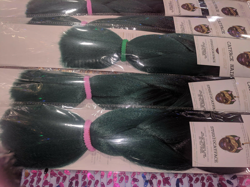 CATFACE HAIR BLACK GREEN OMBRE JUMBO BRAIDING HAIR - 16 INCHES.