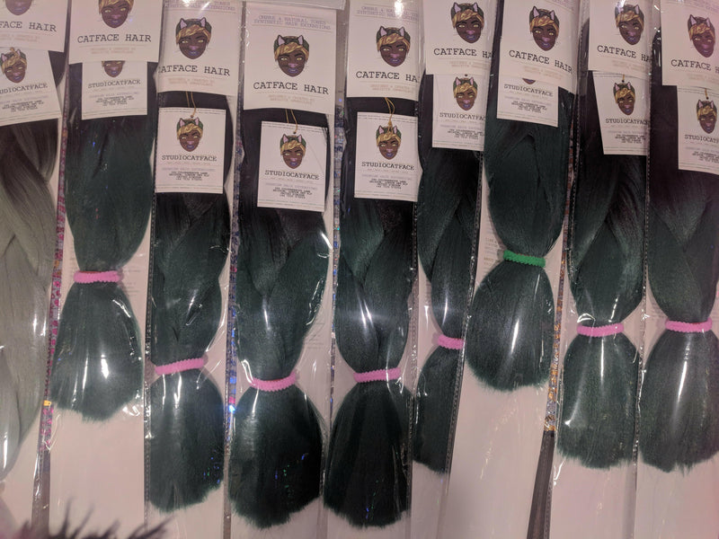 CATFACE HAIR BLACK GREEN OMBRE JUMBO BRAIDING HAIR - 16 INCHES