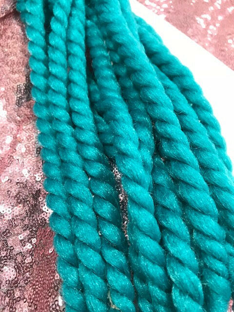 BLACK GREEN OMBRE LARGE ROPETWISTS CROCHET BRAIDS 24 INCHES CATFACE HAIR