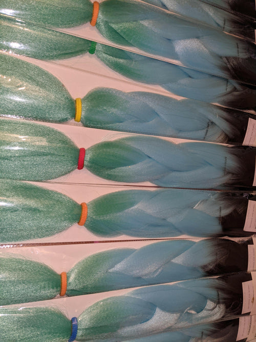 CATFACE HAIR BLACK BUBBLEGUM MINT OMBRE JUMBO BRAIDING HAIR 28 INCHES